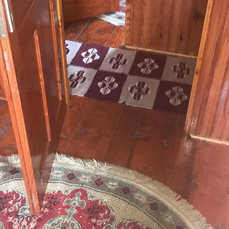 Seosko Turisticko Domacinstvo Jolovic Veles Дом отдыха *