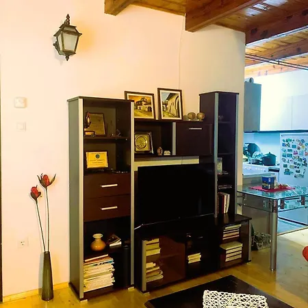 Seosko Turisticko Domacinstvo Jolovic Veles Дом отдыха Гуча